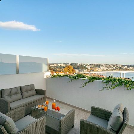 Whome Riverside View Premium Apartment W/ Ac & Terrace Porto Exteriér fotografie