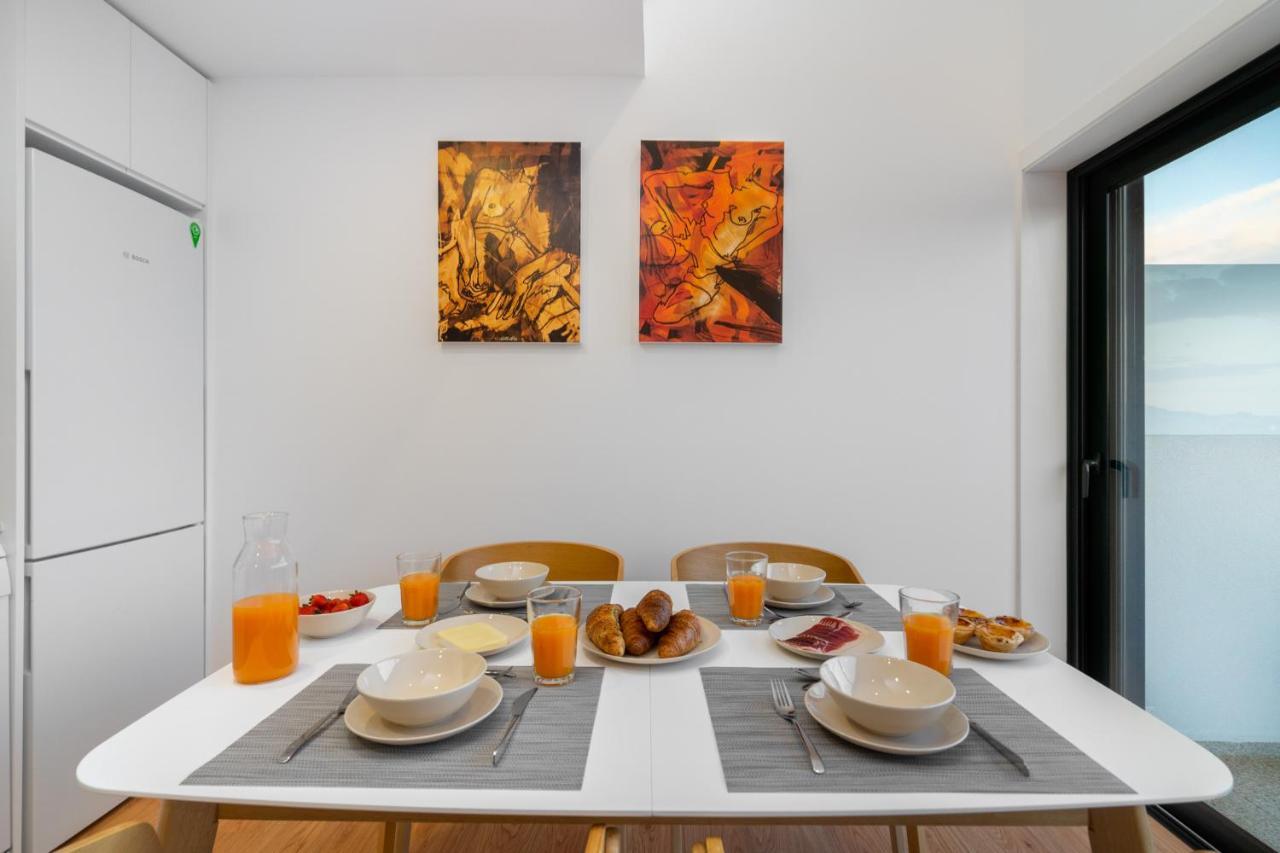 Whome Riverside View Premium Apartment W/ Ac & Terrace Porto Exteriér fotografie