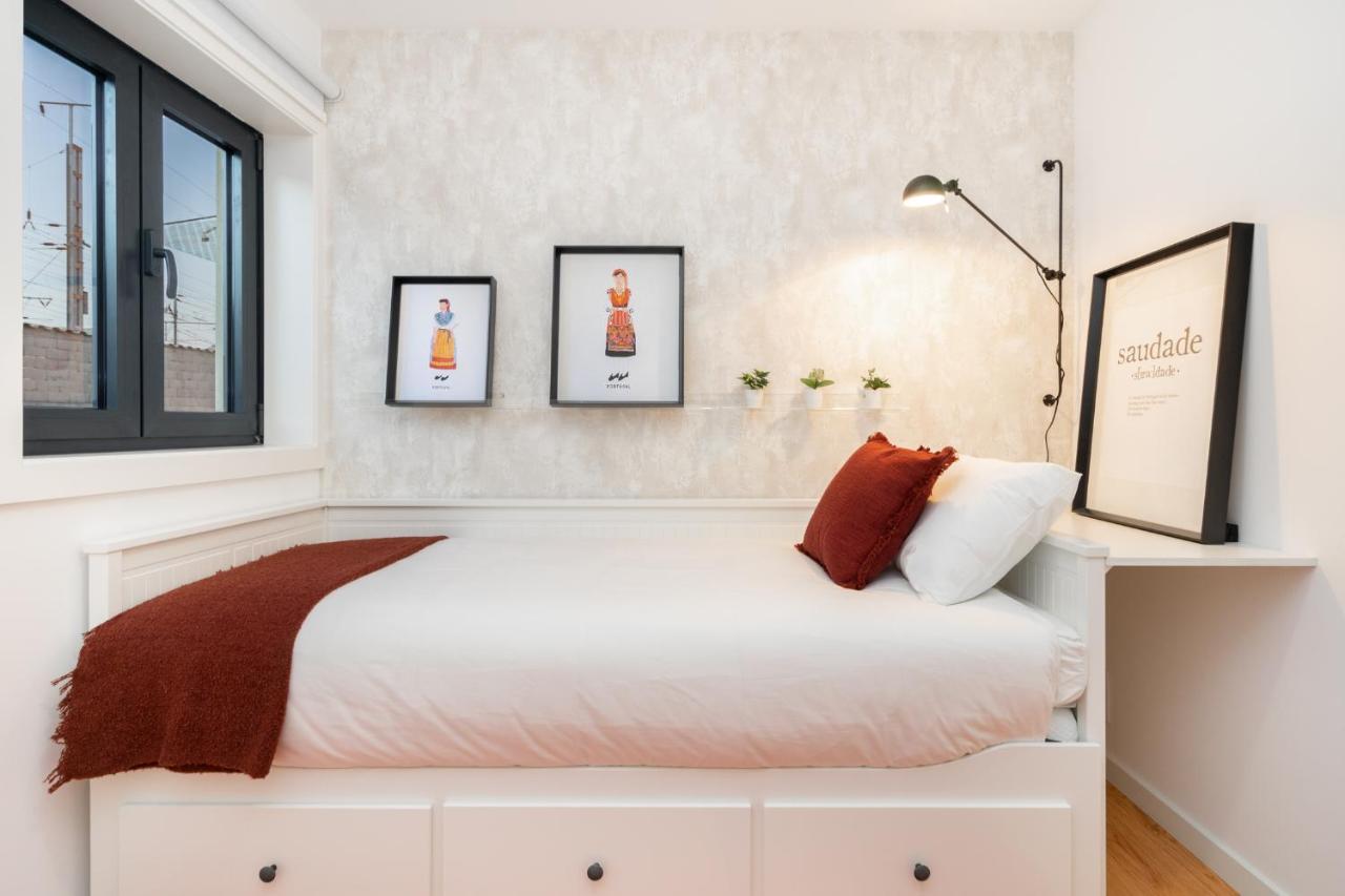 Whome Riverside View Premium Apartment W/ Ac & Terrace Porto Exteriér fotografie