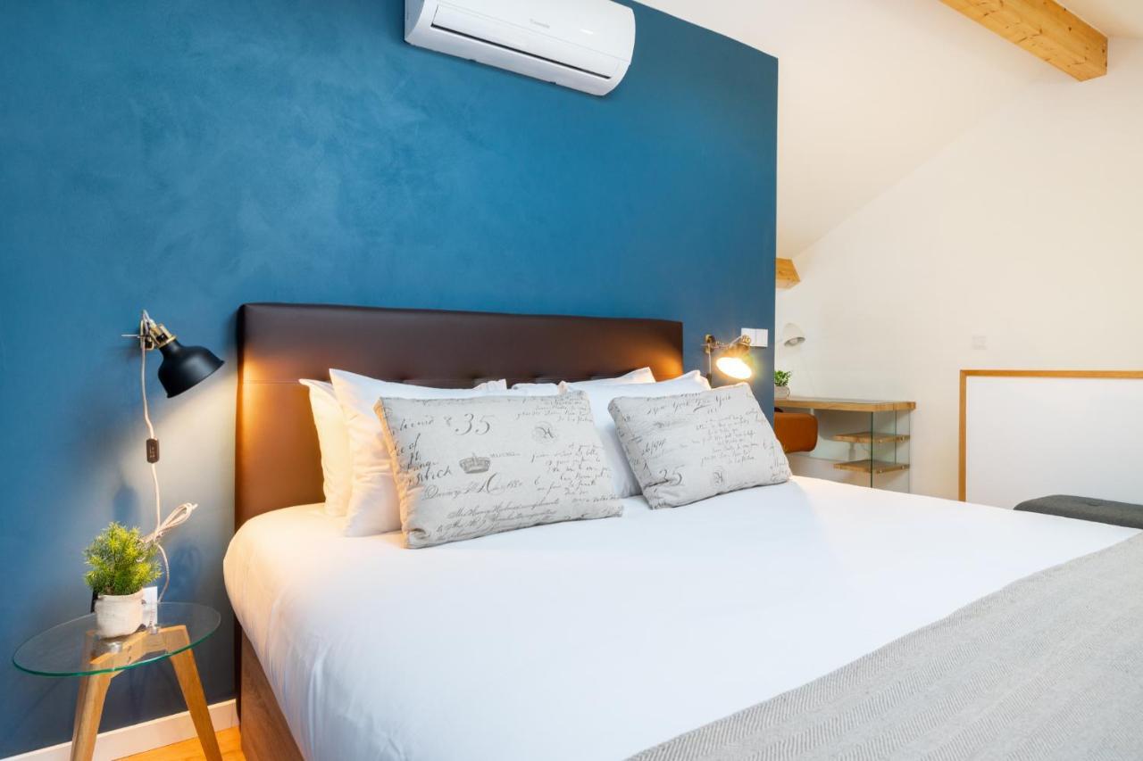Whome Riverside View Premium Apartment W/ Ac & Terrace Porto Exteriér fotografie